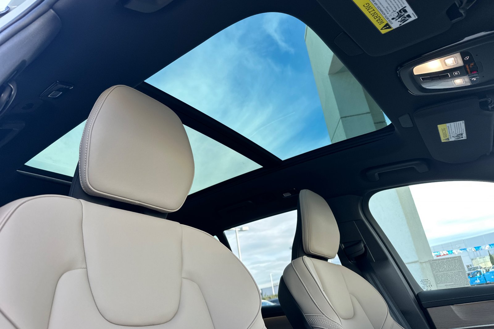 New 2026 Crystal White Volvo Plus image 18