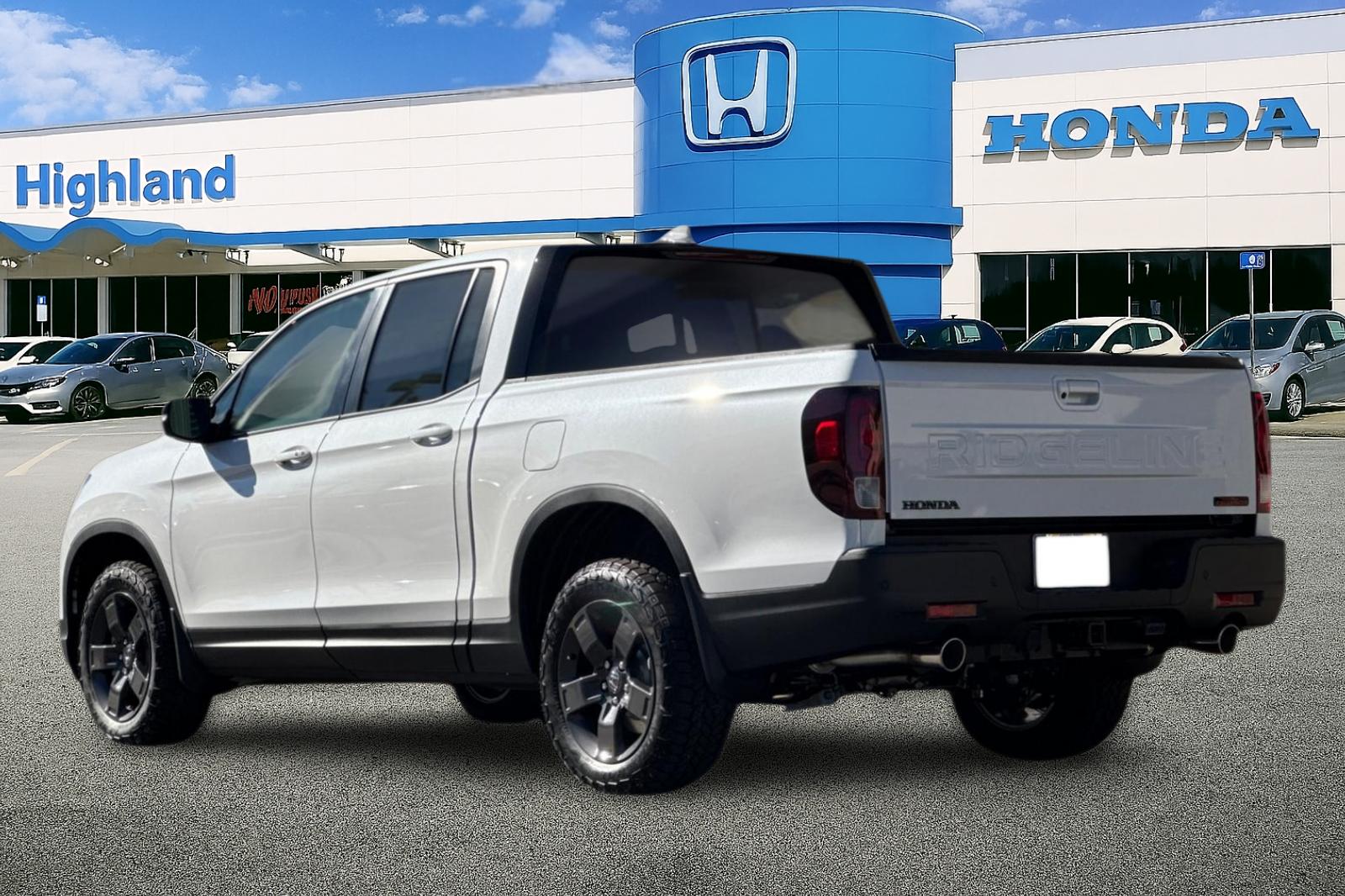New 2026 Platinum White Pearl Honda TrailSport image 3