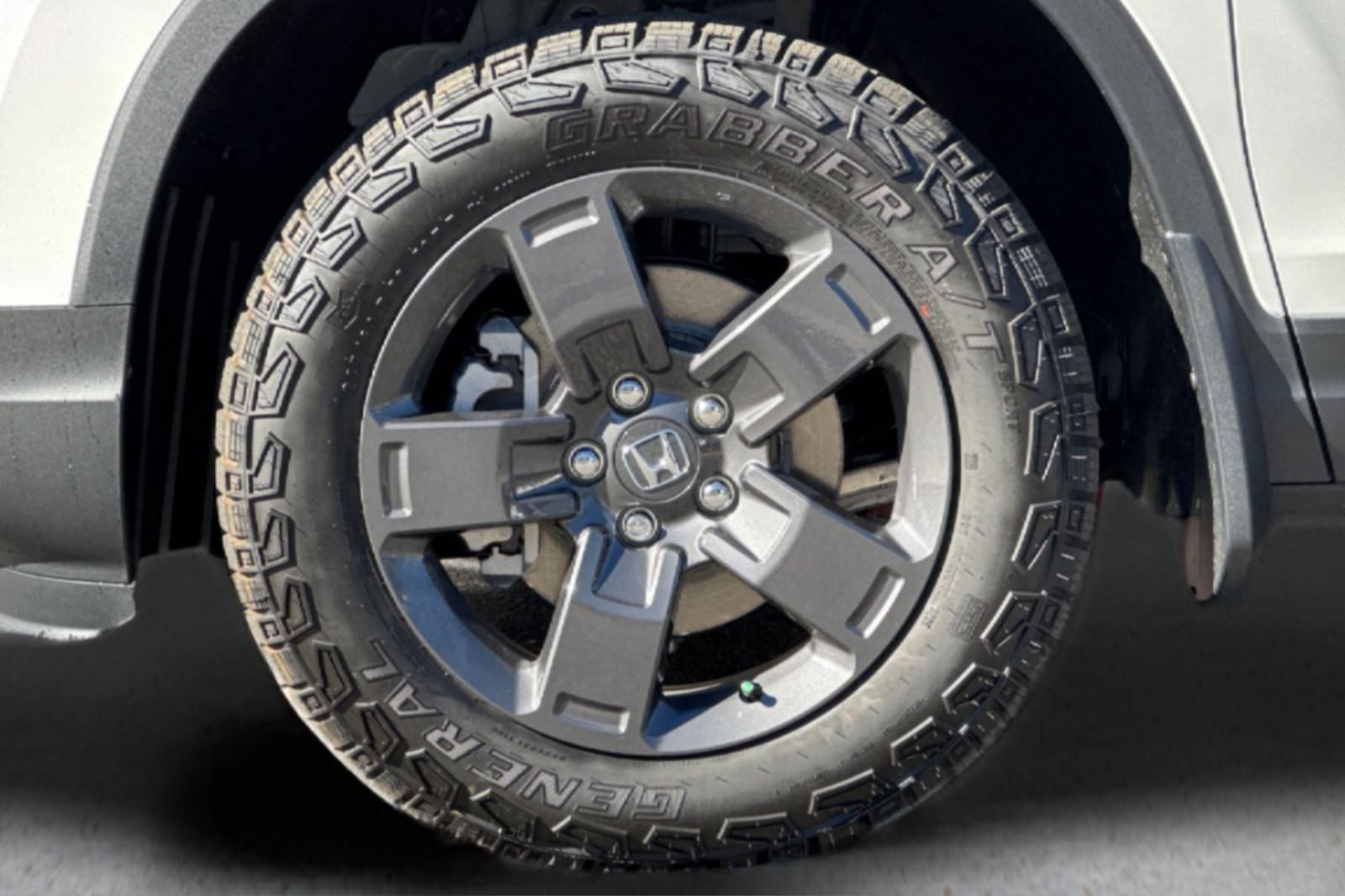 New 2026 Platinum White Pearl Honda TrailSport image 31