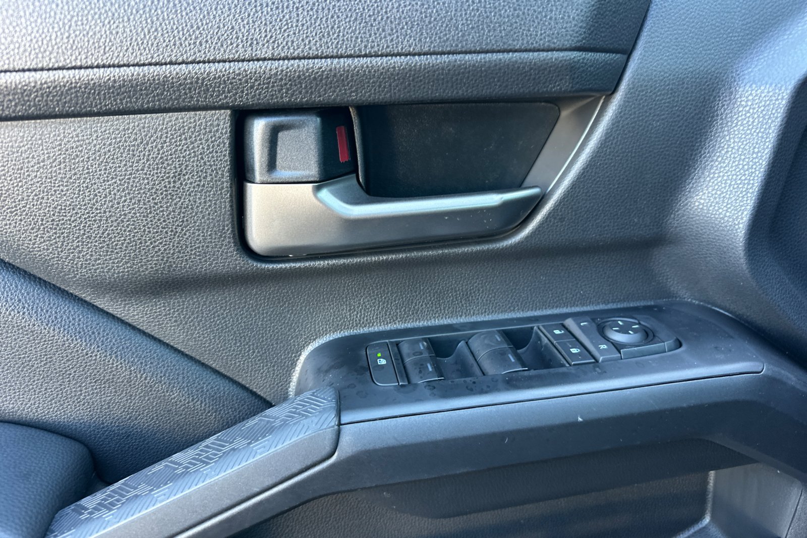 2026 Toyota Tacoma TRD Sport - Photo 9