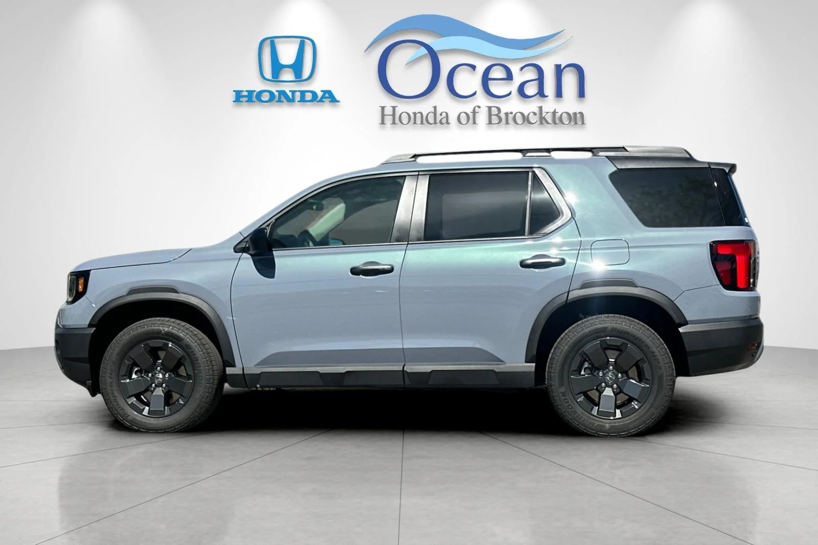 New 2026 Sonic Gray Pearl Honda RTL Towing image 2
