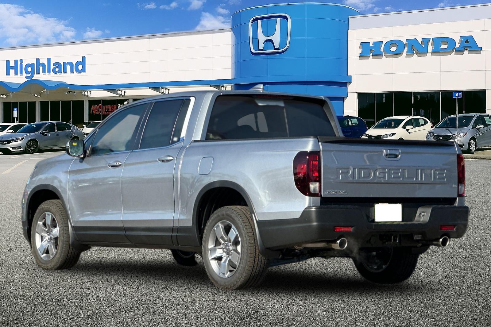 New 2026 Solar Silver Metallic Honda RTL image 3