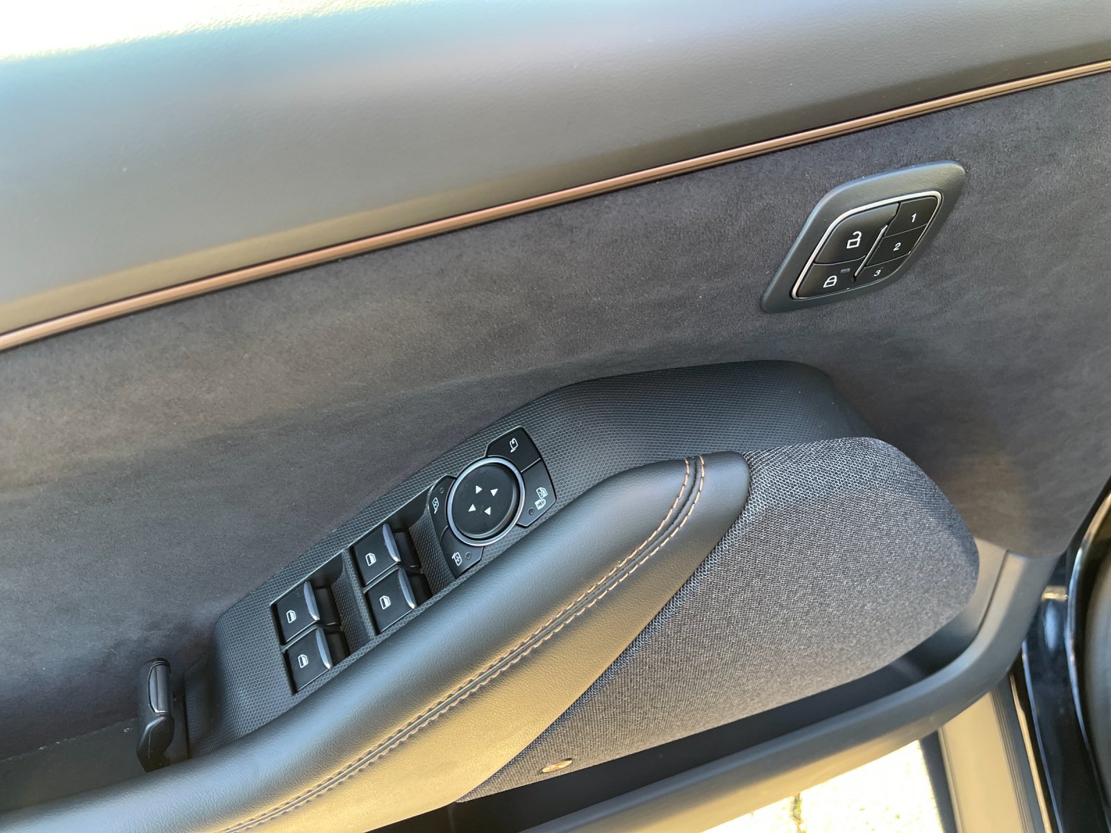 Used 2023 Black Ford GT image 13