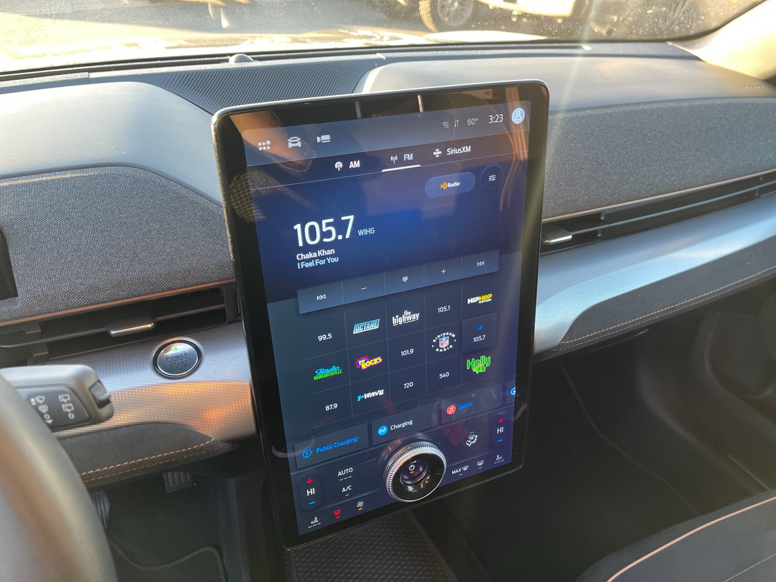 Used 2023 Black Ford GT image 21