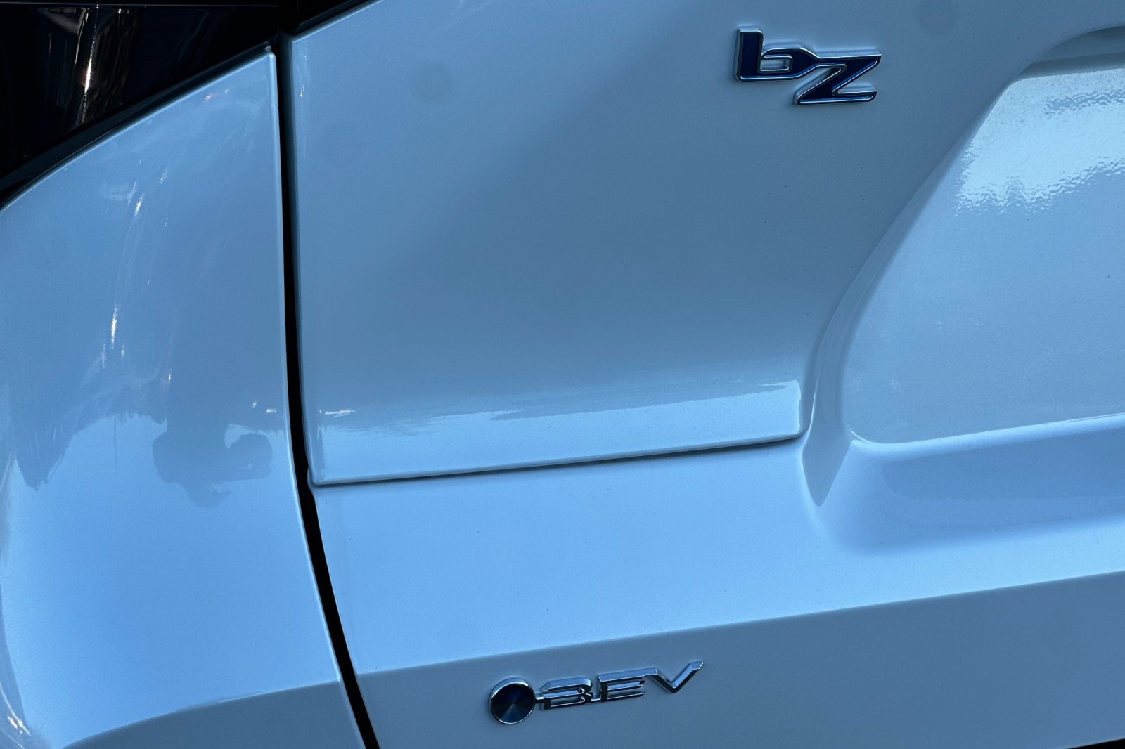 2026 Toyota bZ XLE - Photo 7