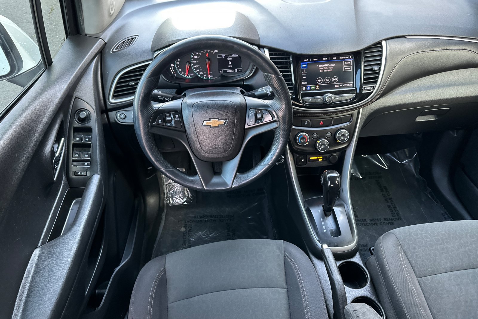 Used 2021 White Chevrolet LS image 13