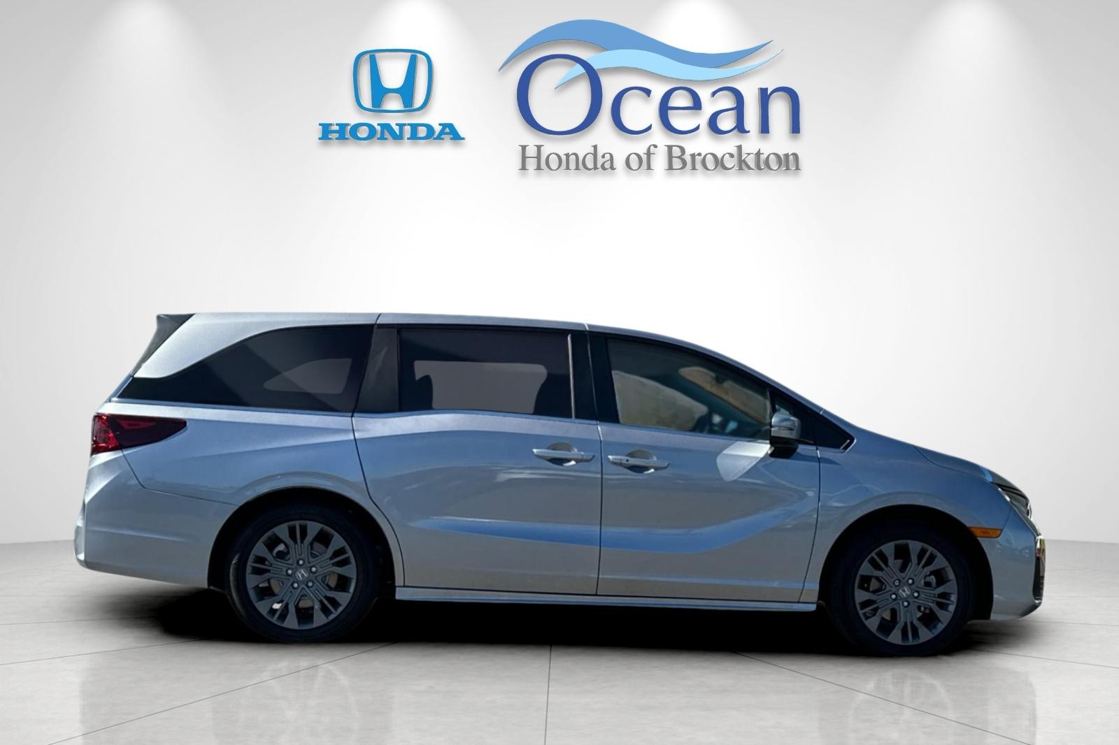 New 2026 Silver Metallic Honda Touring image 6