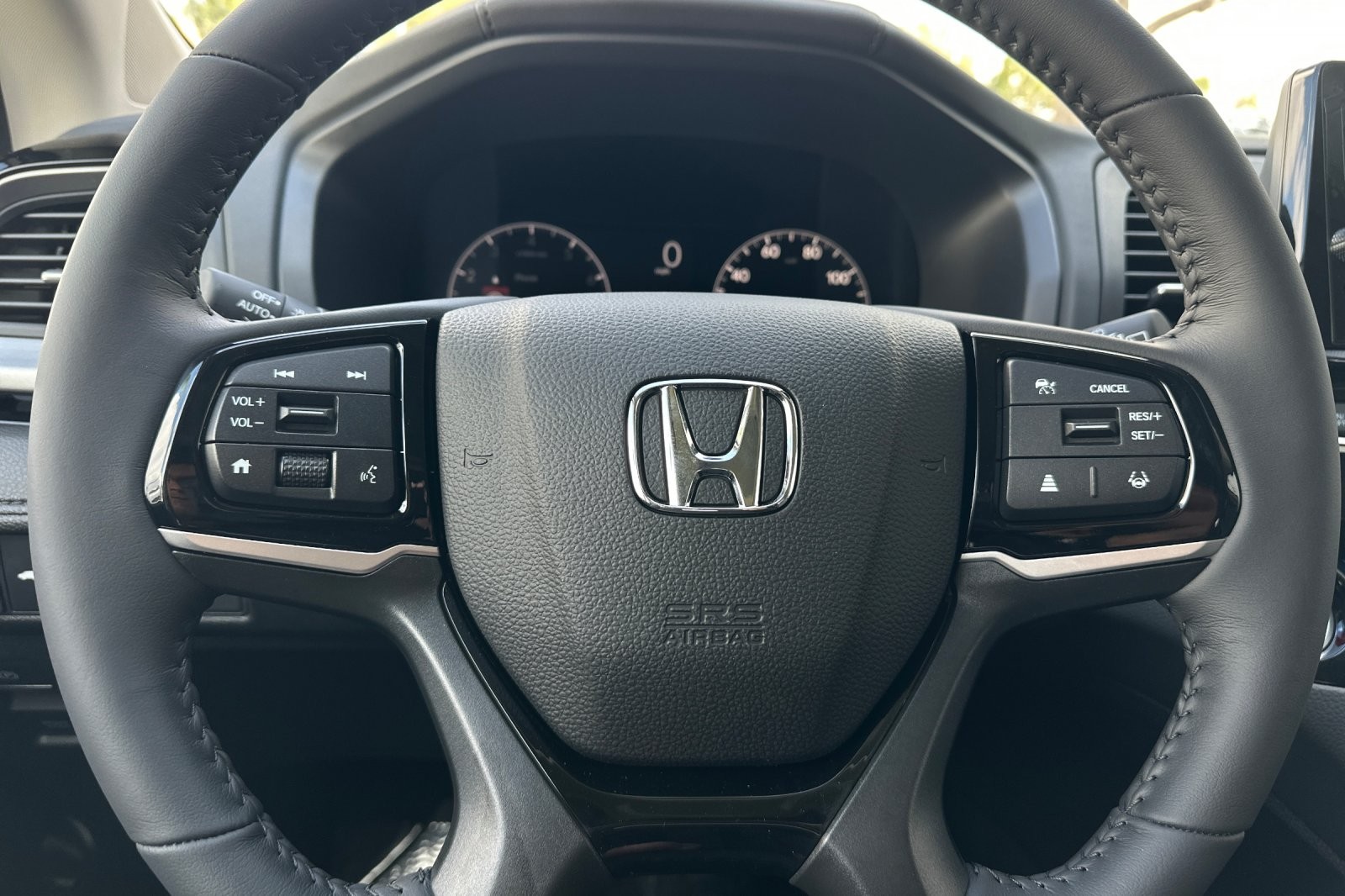 New 2026 Silver Metallic Honda Touring image 25