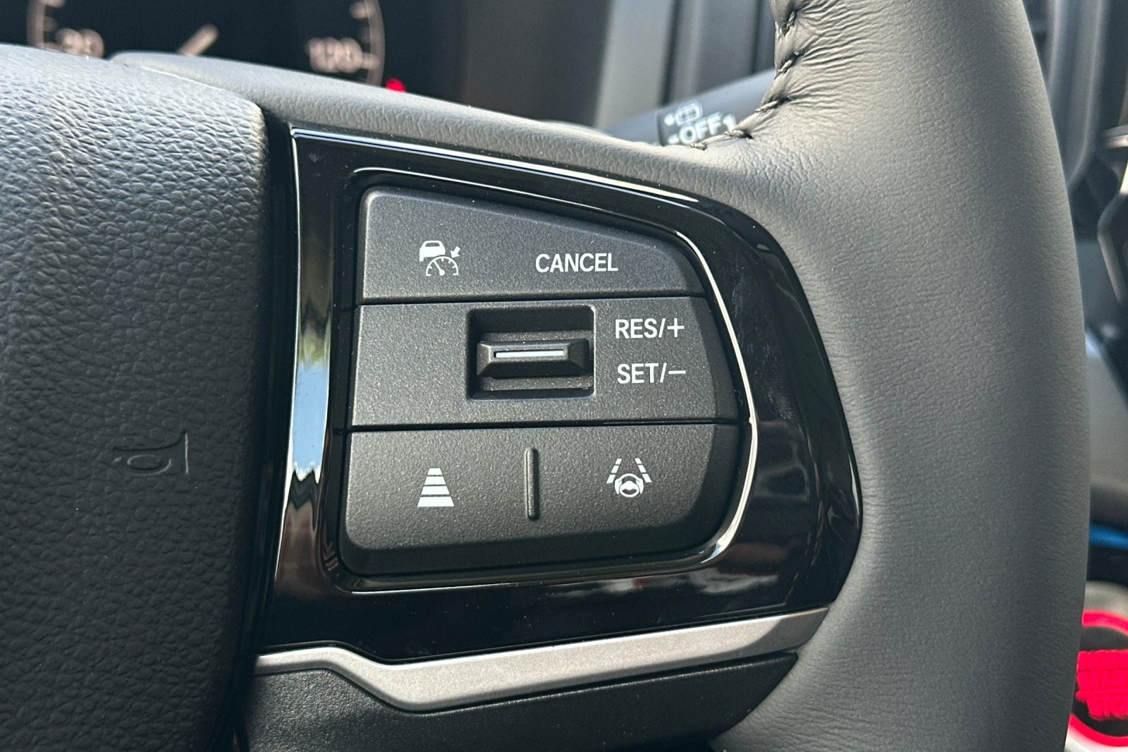New 2026 Silver Metallic Honda Touring image 27