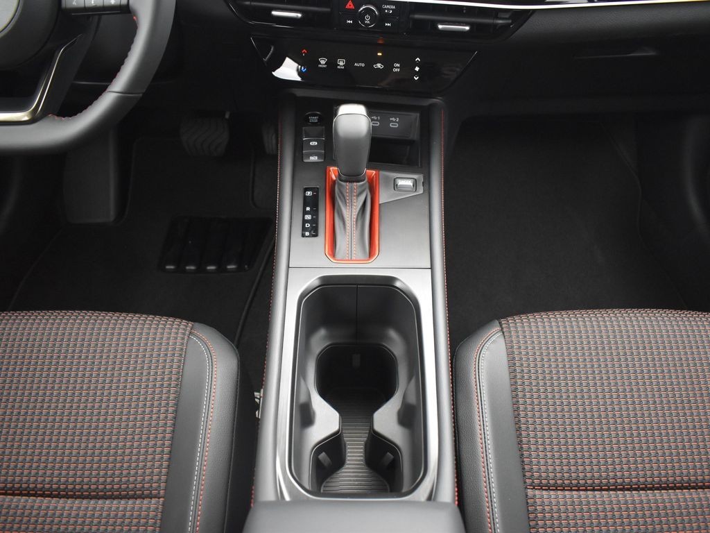 2025 Nissan Kicks SR AWD - Photo 12