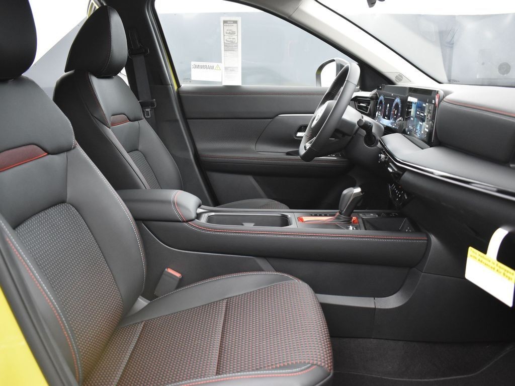 2025 Nissan Kicks SR AWD - Photo 23