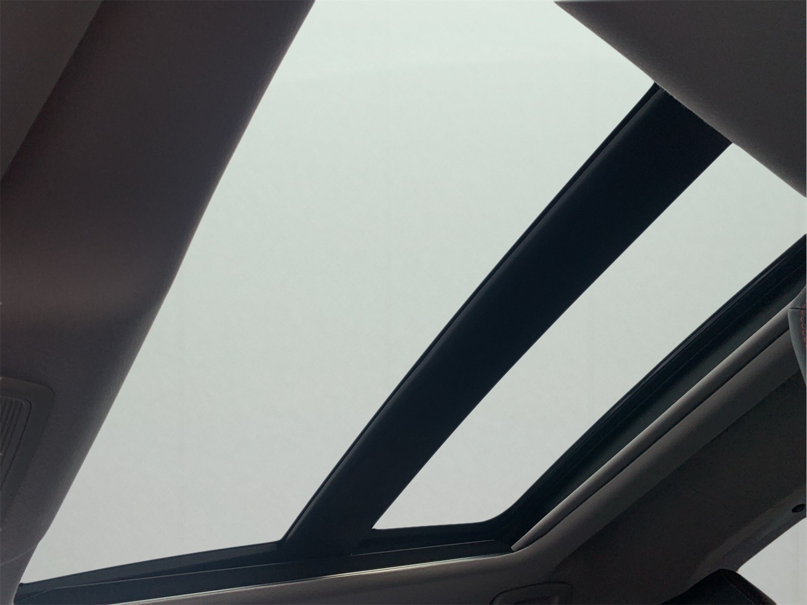 New 2026 Aspen White TriCoat Nissan SR image 26