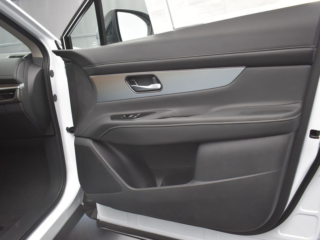 2025 Nissan Murano SL - Photo 24