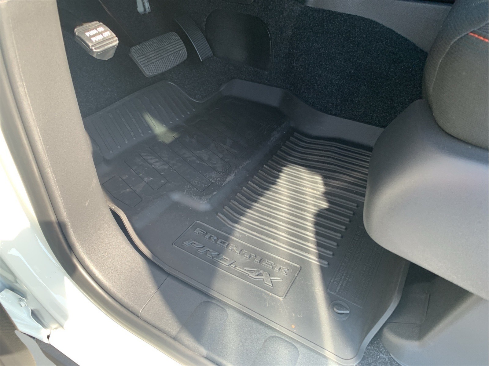 2026 Nissan Frontier PRO-4X - Photo 14