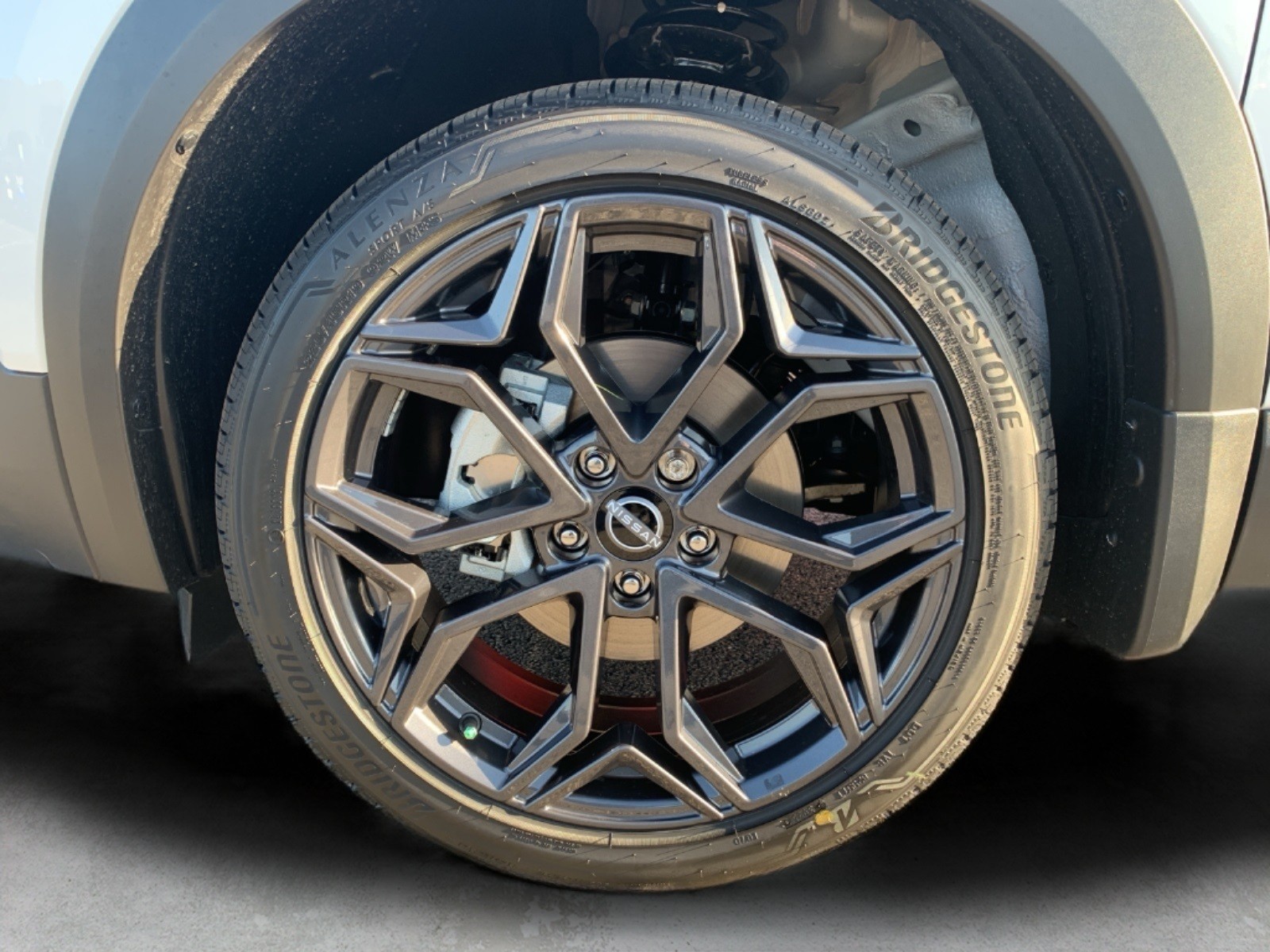 New 2026 Aspen White TriCoat Nissan SR image 9