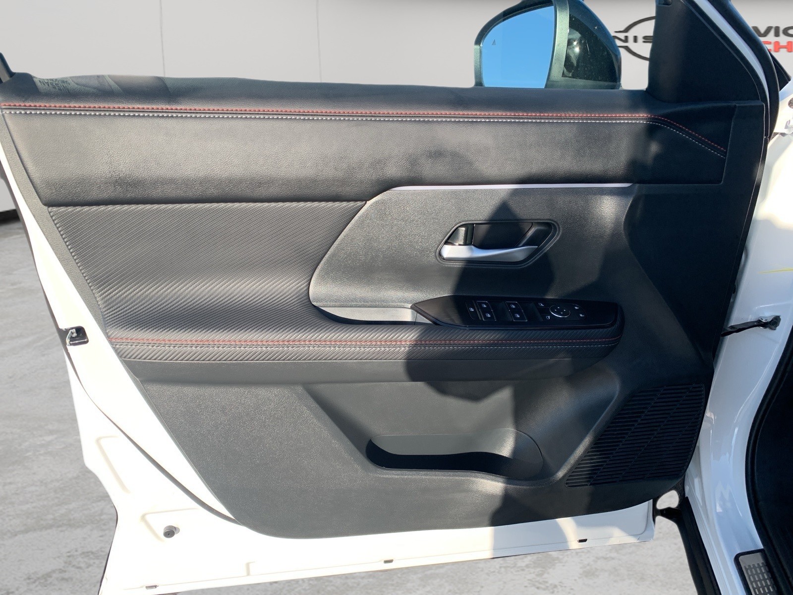 New 2026 Aspen White TriCoat Nissan SR image 10