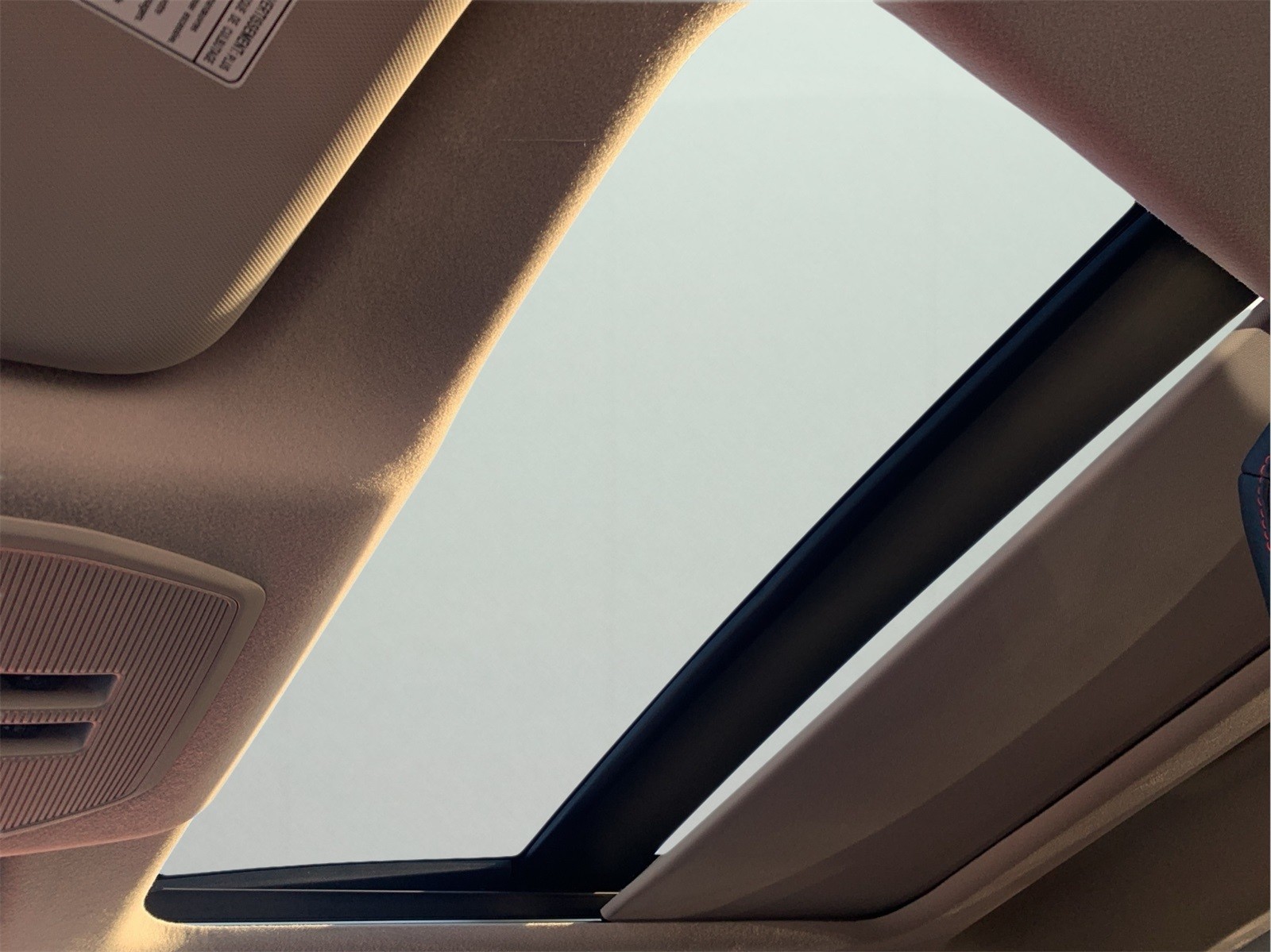 New 2026 Aspen White TriCoat Nissan SR image 27