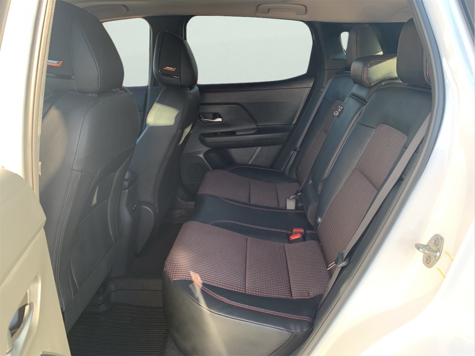 New 2026 Aspen White TriCoat Nissan SR image 31