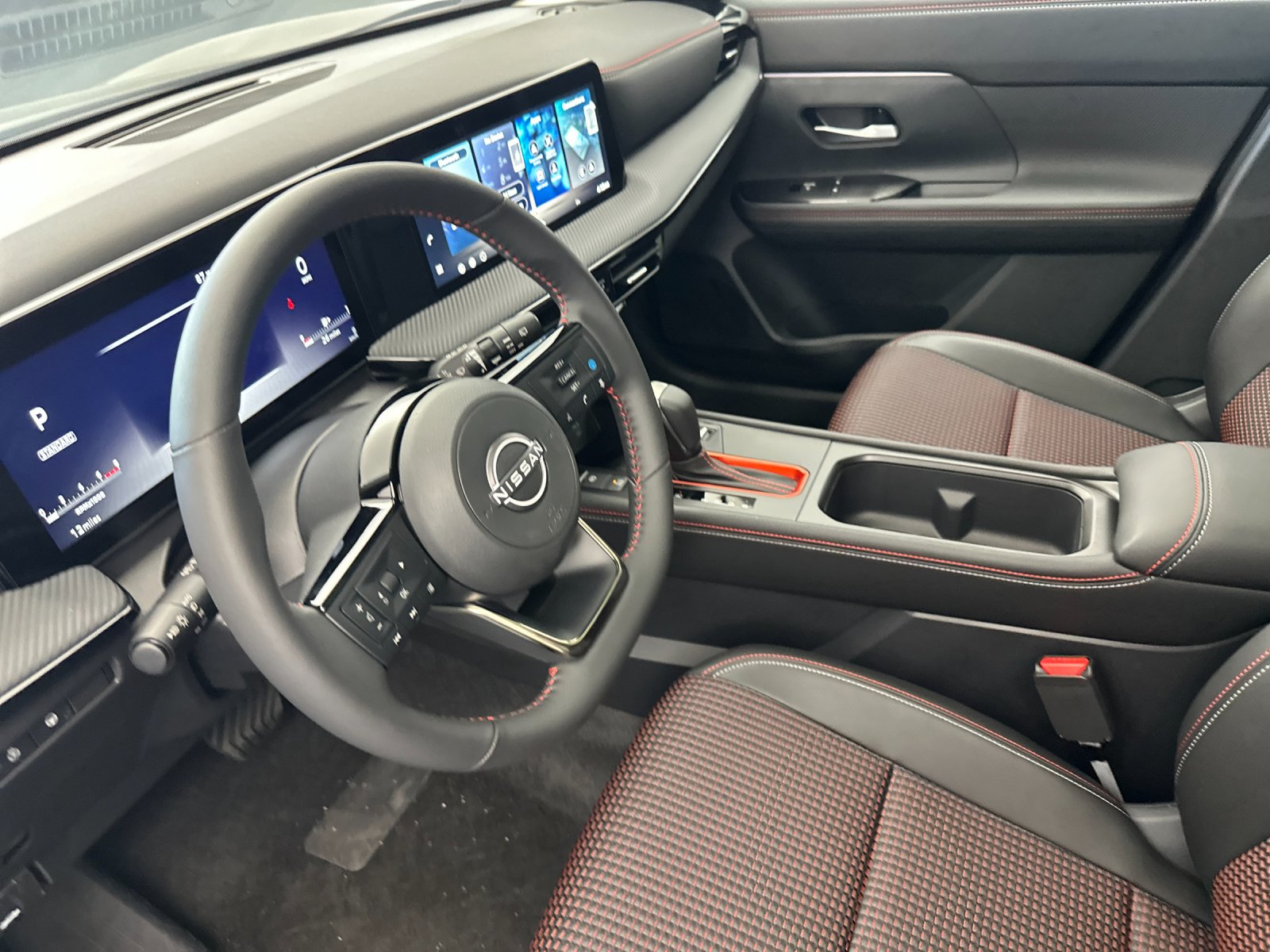 2026 Nissan KICKS SR AWD - Photo 9