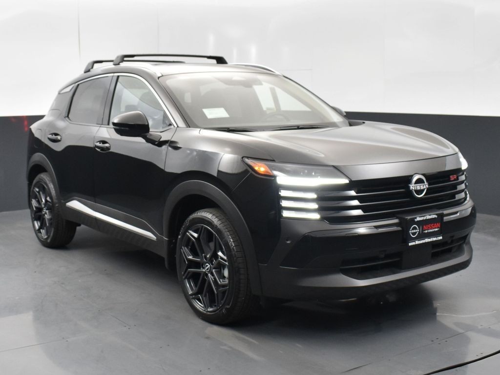 2026 Nissan Kicks 2.0 SR AWD's photo