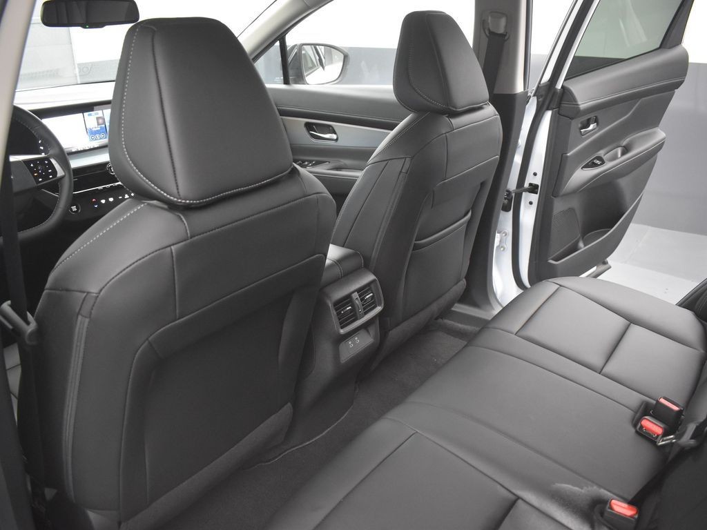 2025 Nissan Murano SL - Photo 14