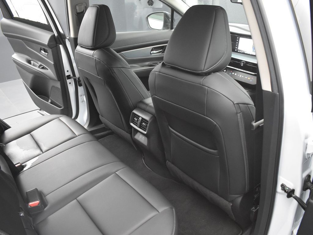 2025 Nissan Murano SL - Photo 18