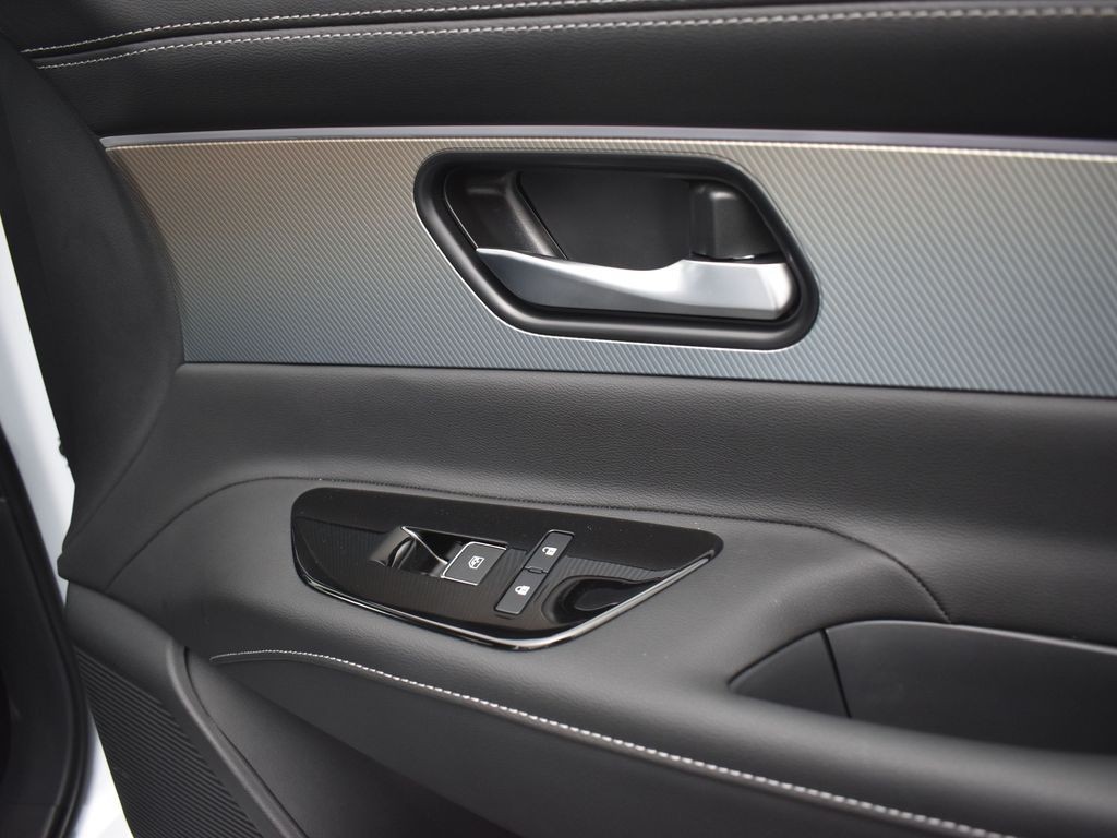 2025 Nissan Murano SL - Photo 25