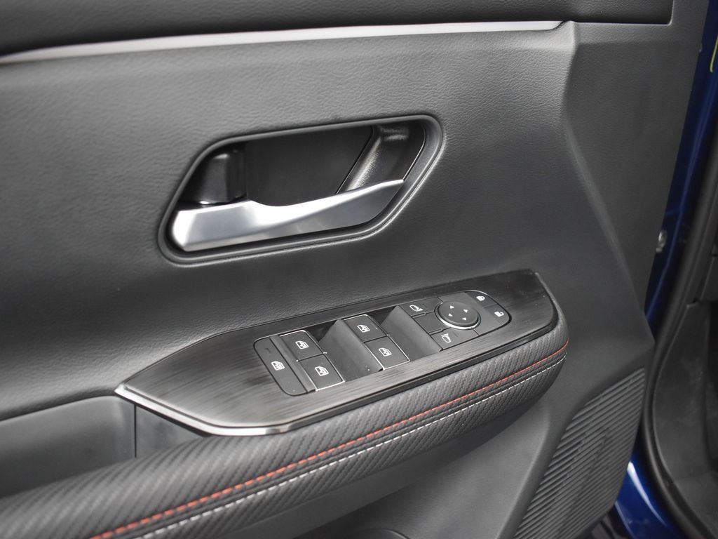 New 2026 Blue Nissan SR image 27