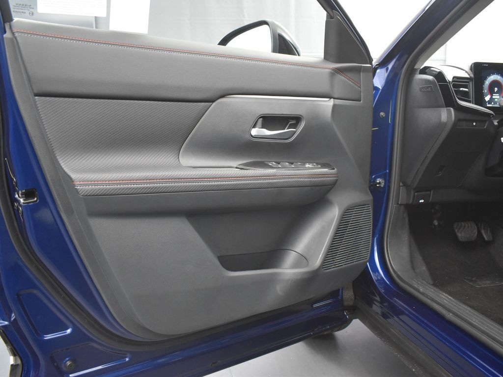 New 2026 Blue Nissan SR image 28