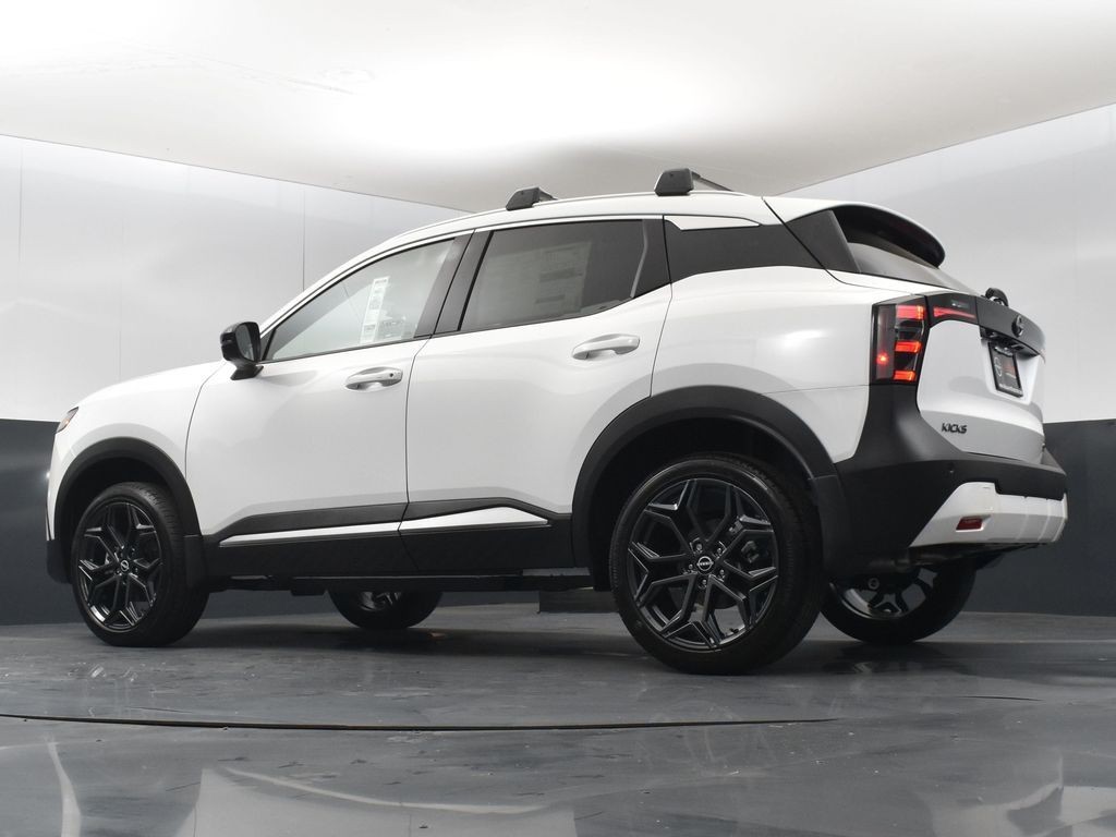 New 2026 White Nissan SR image 40
