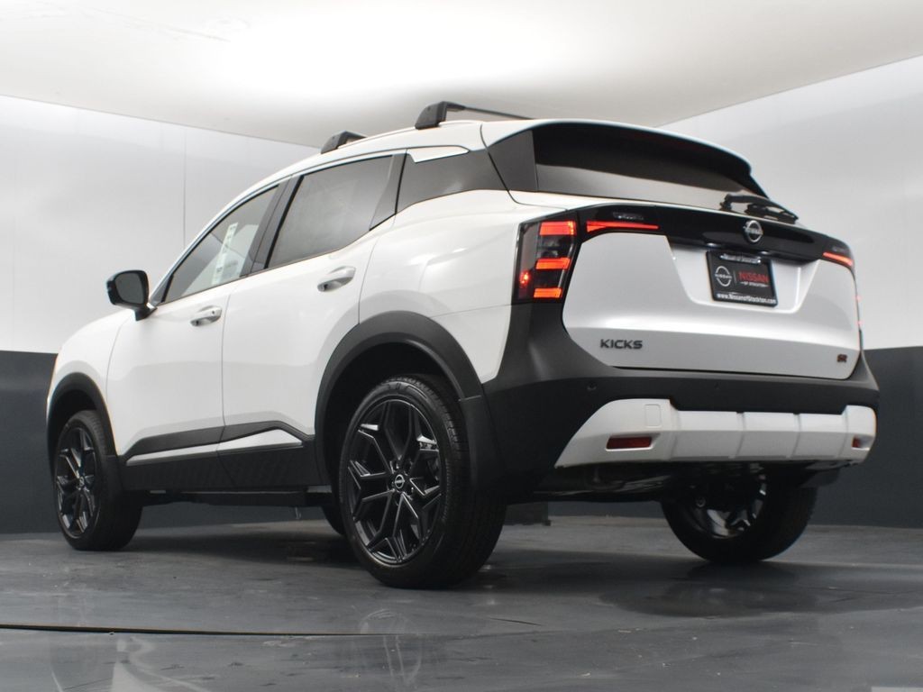 New 2026 White Nissan SR image 41