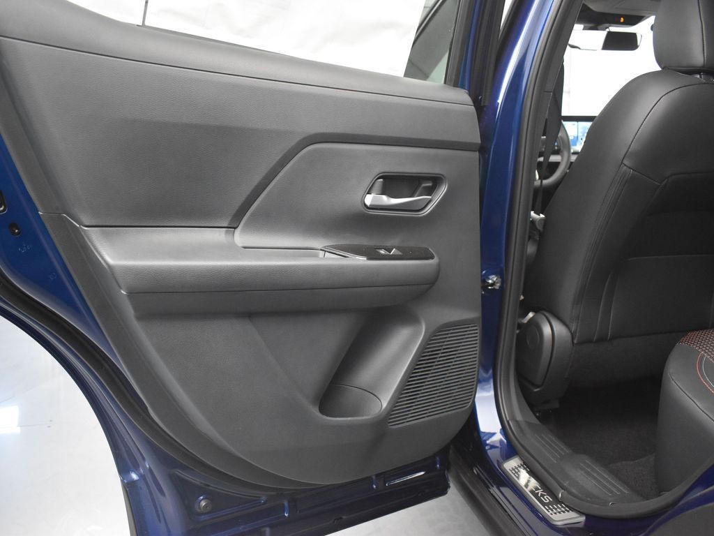 New 2026 Blue Nissan SR image 16