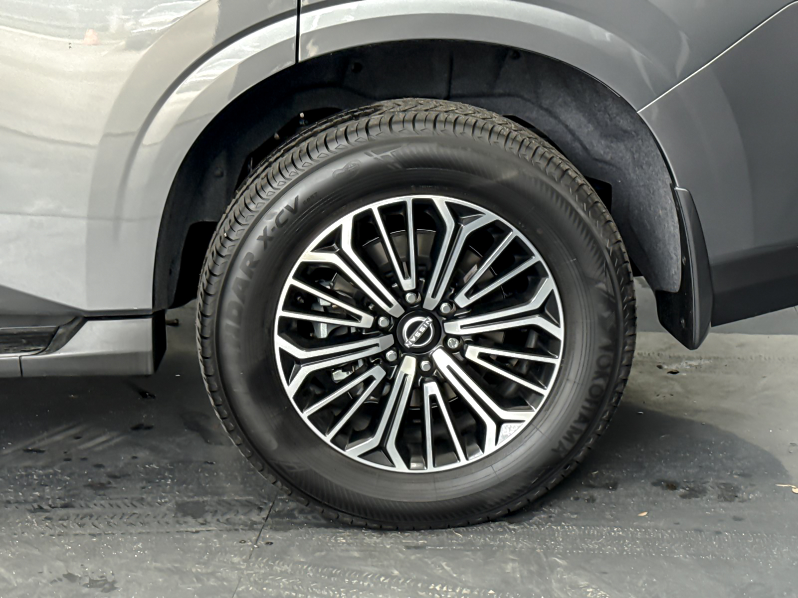 2025 Nissan Armada SL - Photo 26