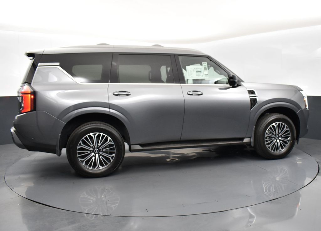2025 Nissan Armada SL - Photo 8