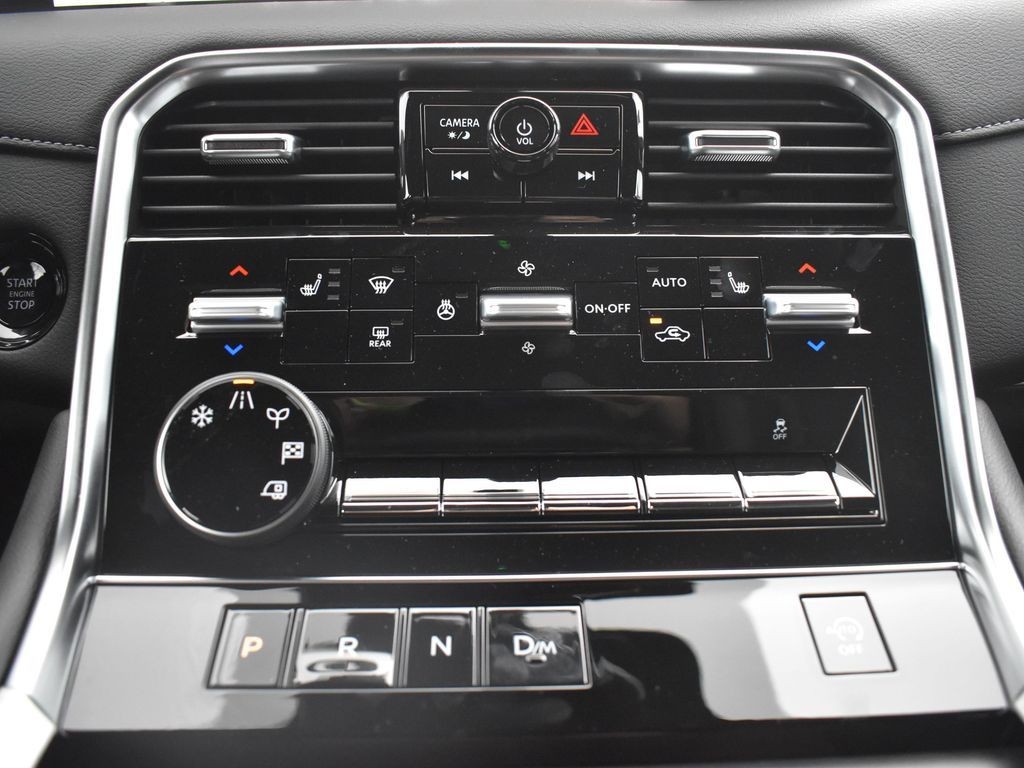 2025 Nissan Armada SL - Photo 11
