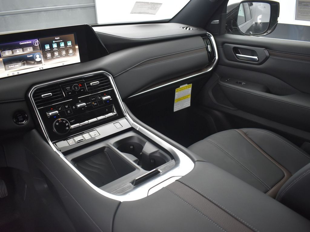 2025 Nissan Armada SL - Photo 34