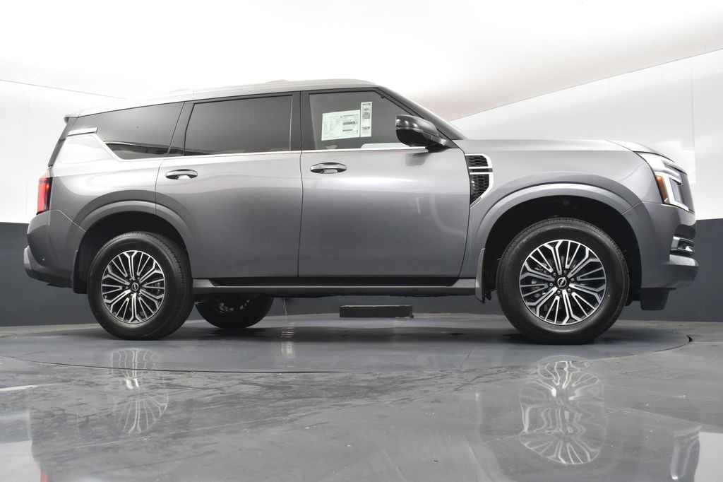 2025 Nissan Armada SL - Photo 38