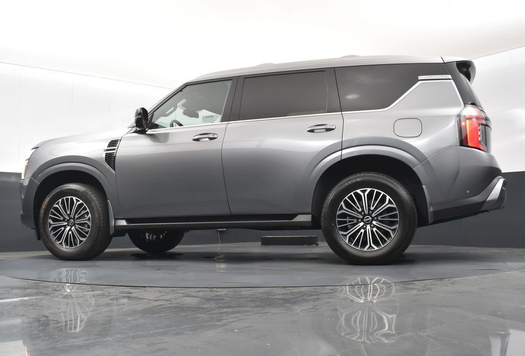 2025 Nissan Armada SL - Photo 42