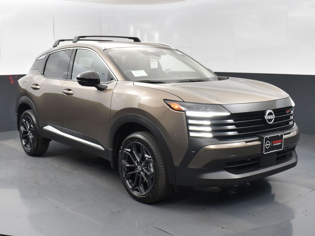2026 Nissan Kicks 2.0 SR's photo