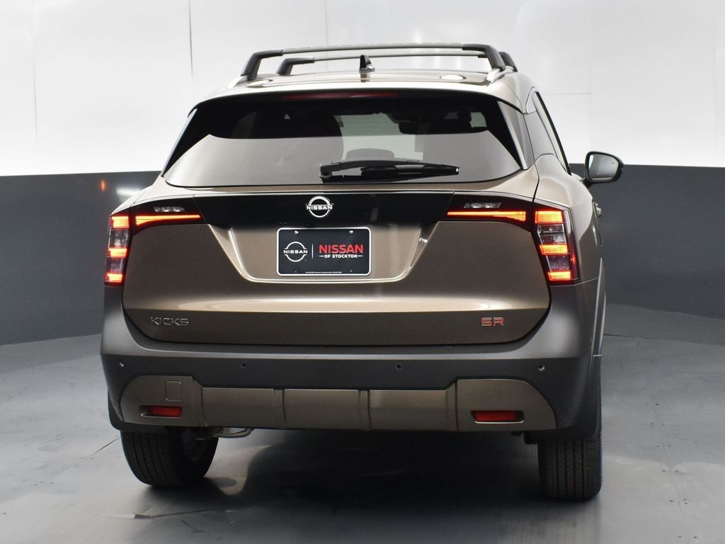 2026 Nissan KICKS SR - Photo 7