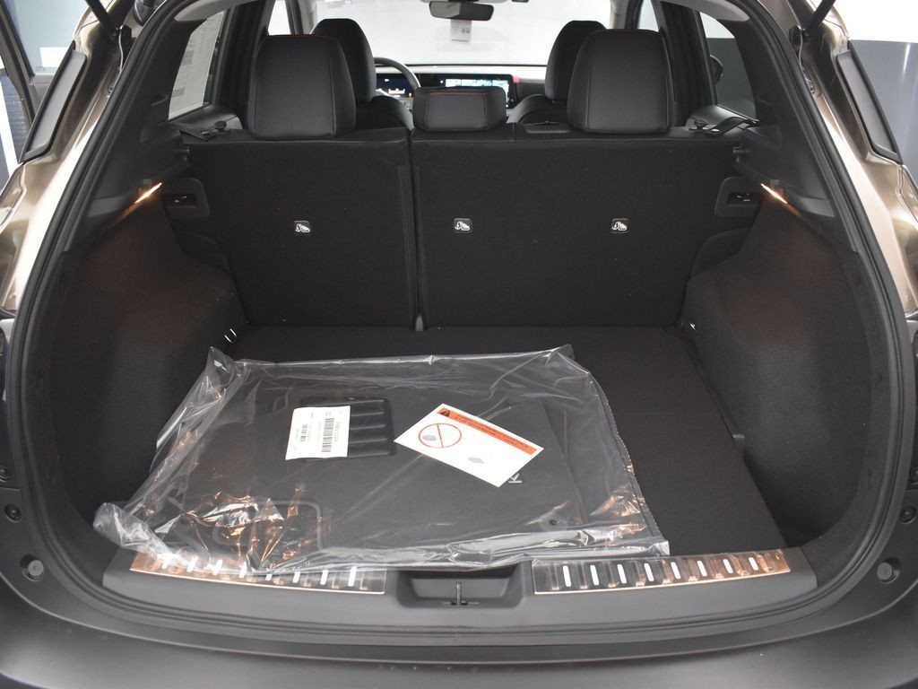 2026 Nissan KICKS SR - Photo 34