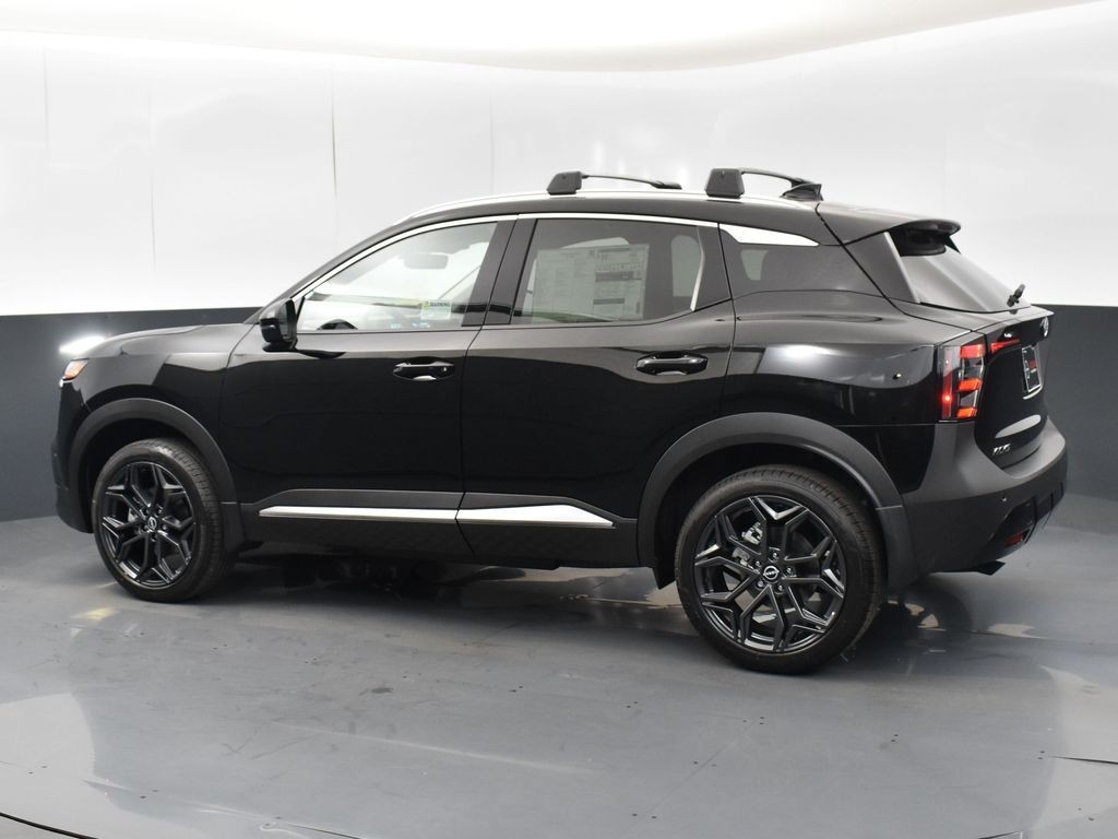 New 2026 Black Nissan SR image 5