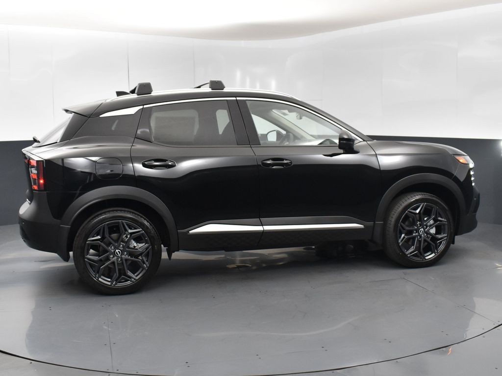 New 2026 Black Nissan SR image 8