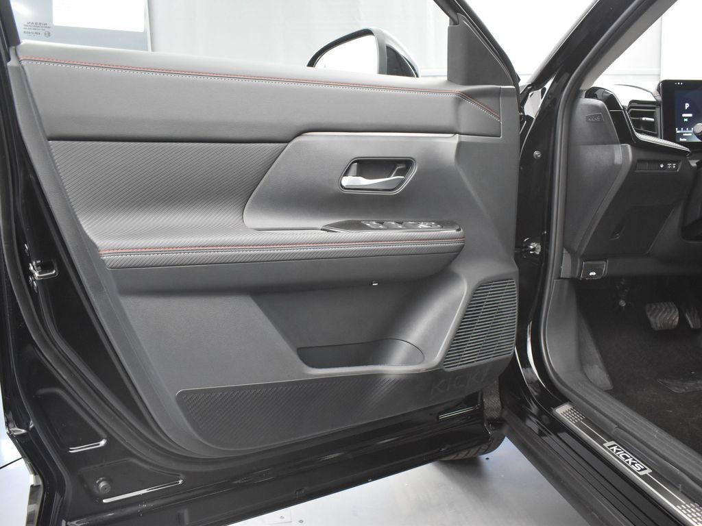 New 2026 Black Nissan SR image 29