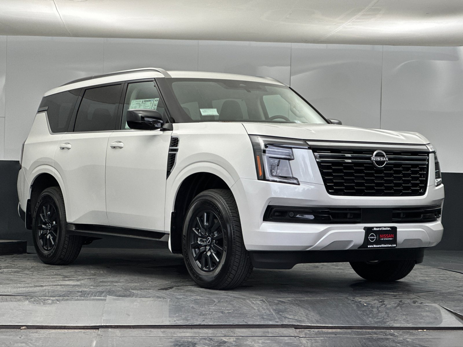 2026 Nissan Armada SV 4x4's photo