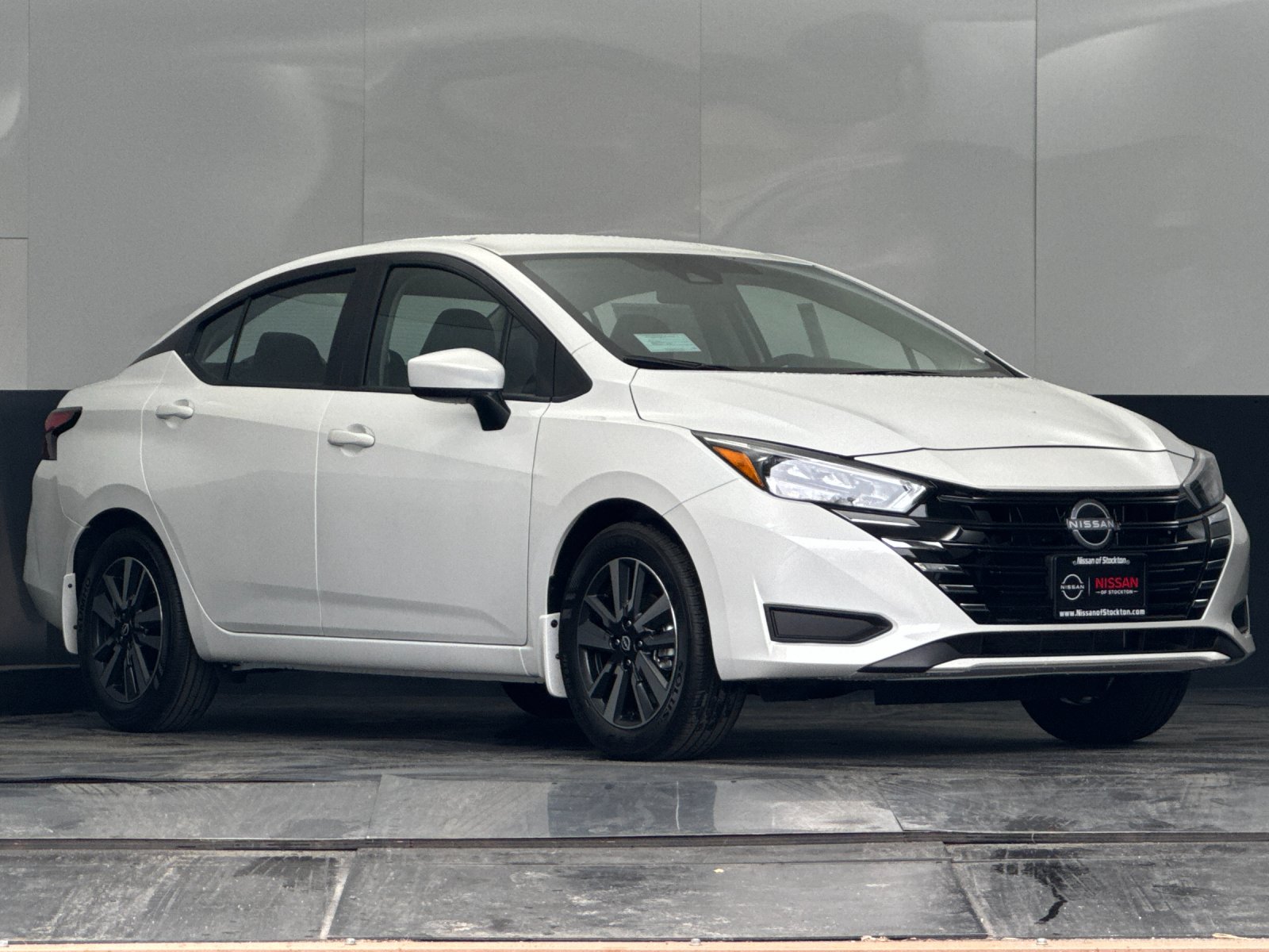 2025 Nissan Versa Sedan