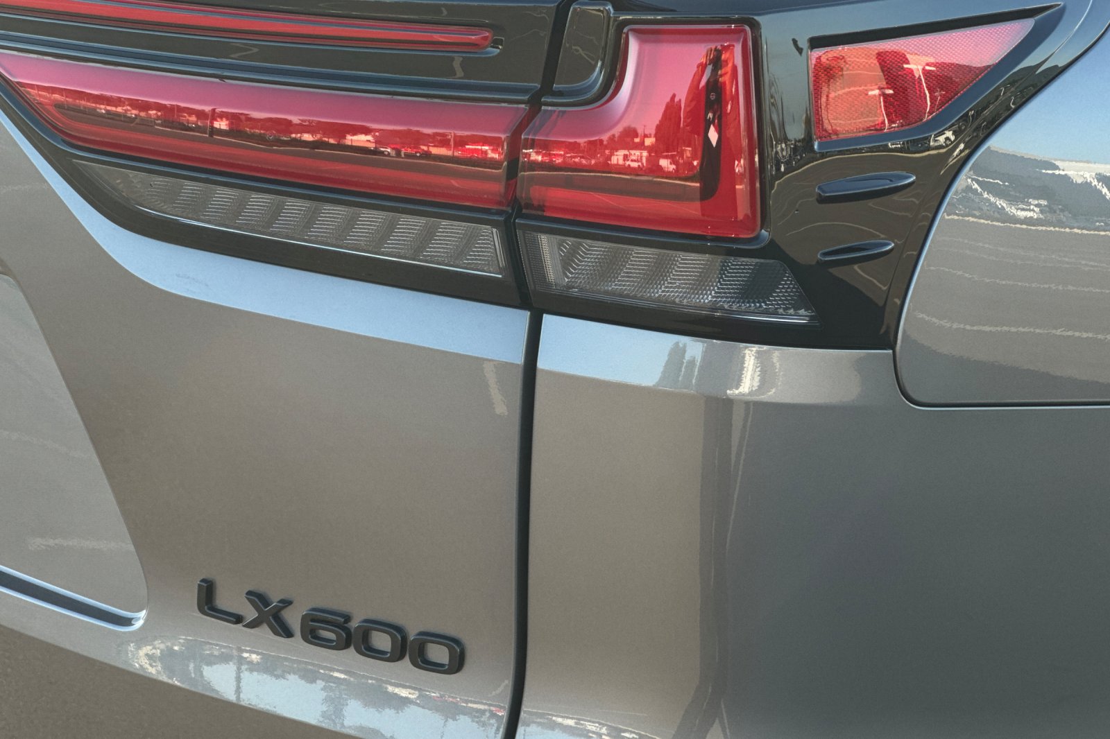 2026 Lexus LX 600 F-Sport - Photo 27