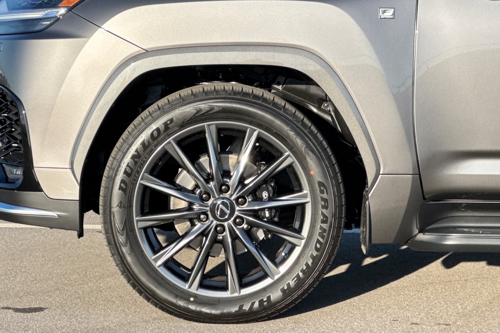 2026 Lexus LX 600 F-Sport - Photo 26