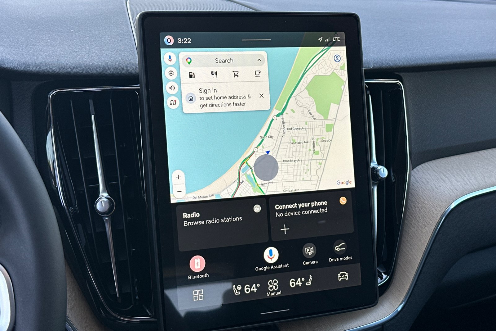New 2026 Crystal White Volvo Plus image 18