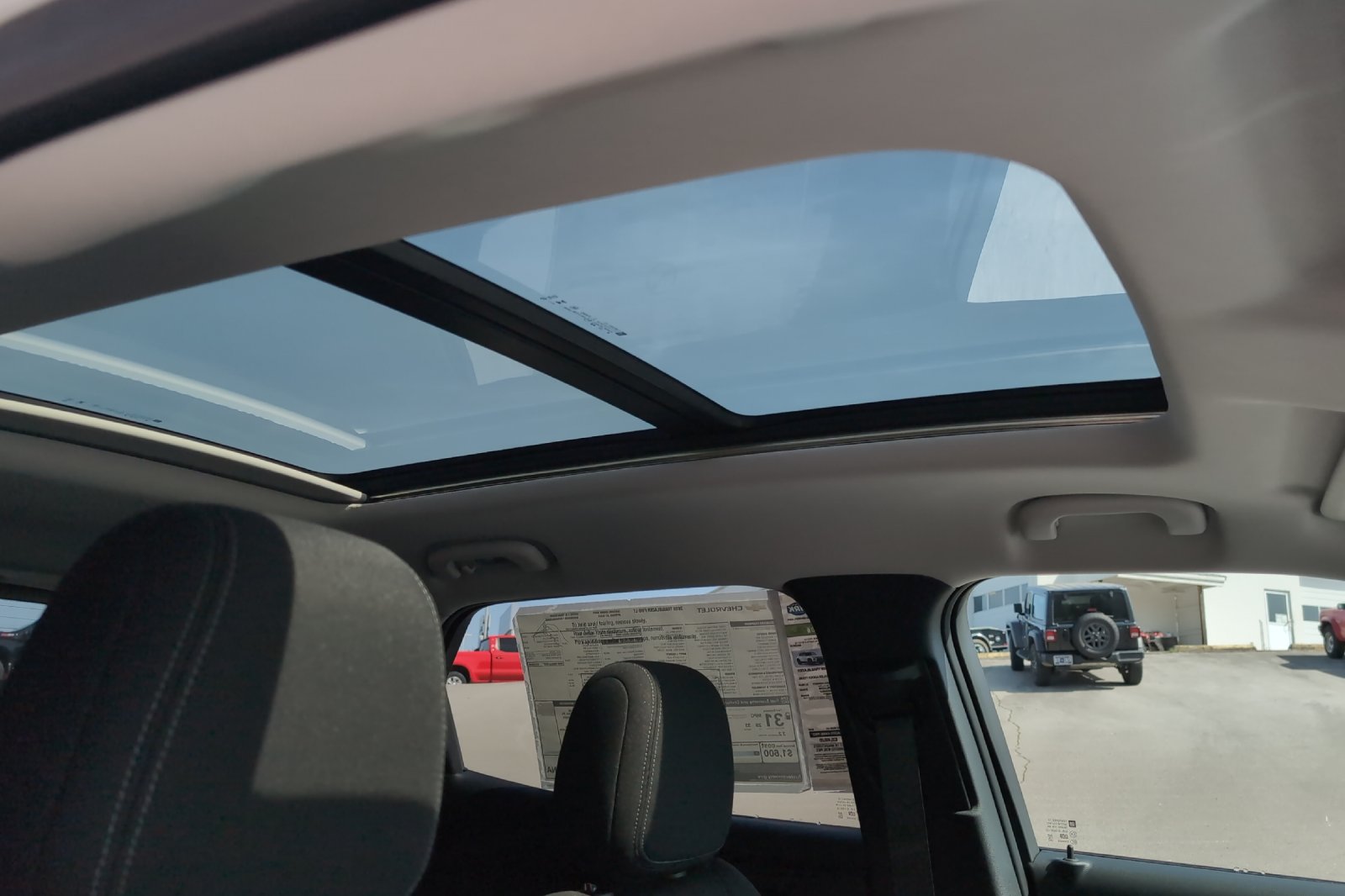 New 2026 White Chevrolet LT image 17